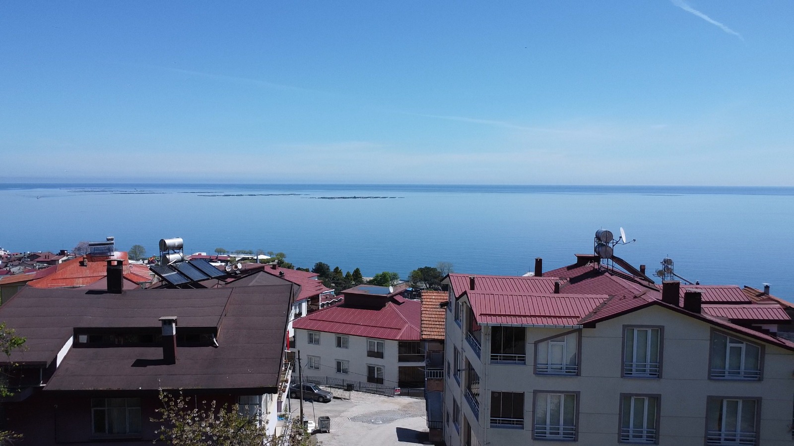 MABEL'DEN PERŞEMBE MERKEZDE PANORAMİK MANZARALI KAT KARŞILIĞI ARSA
